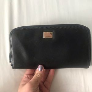 LIZ CLAIBORNE SOFT LEATHER WALLET